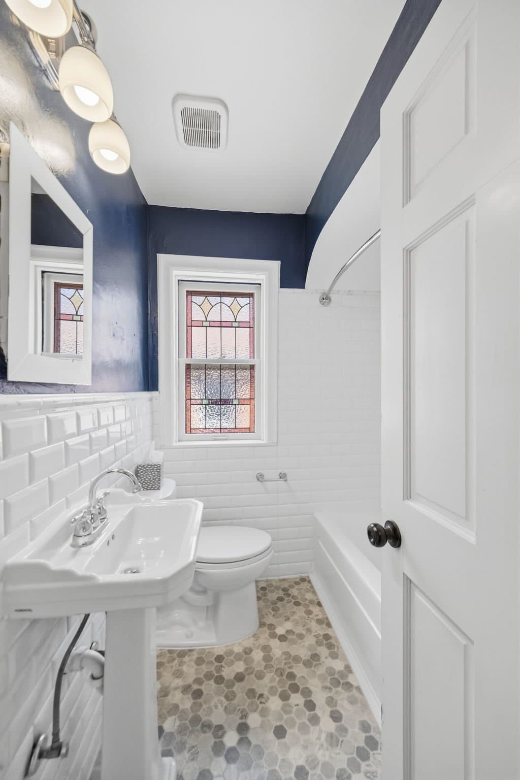 Saint Louis House: 8523 Philo Ave