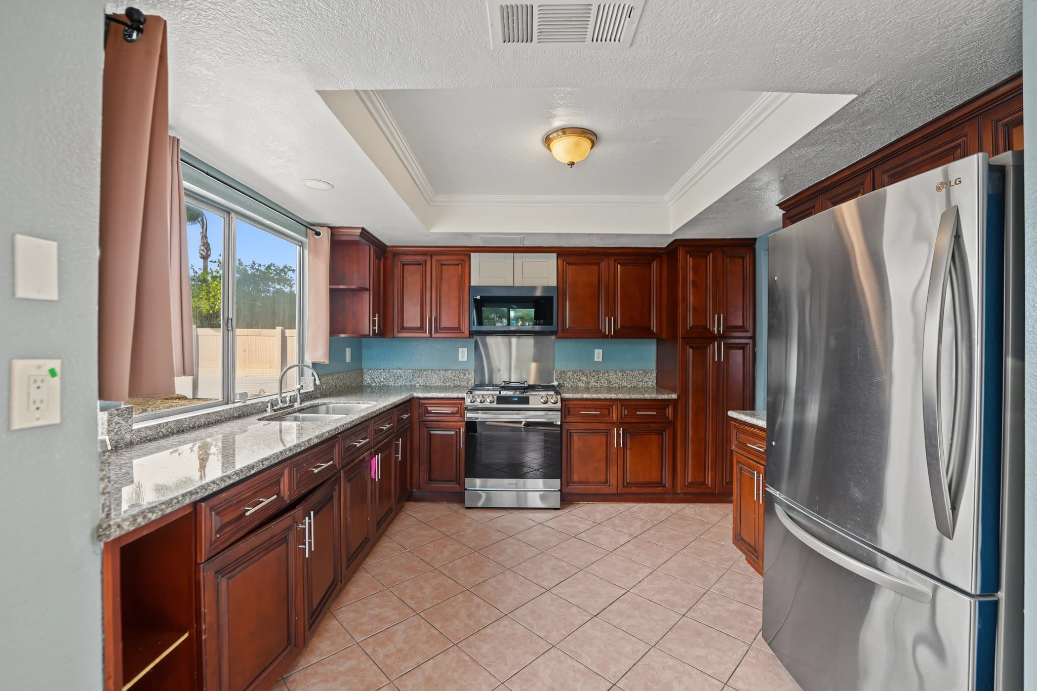 Perris House: 1130 Mako Ln