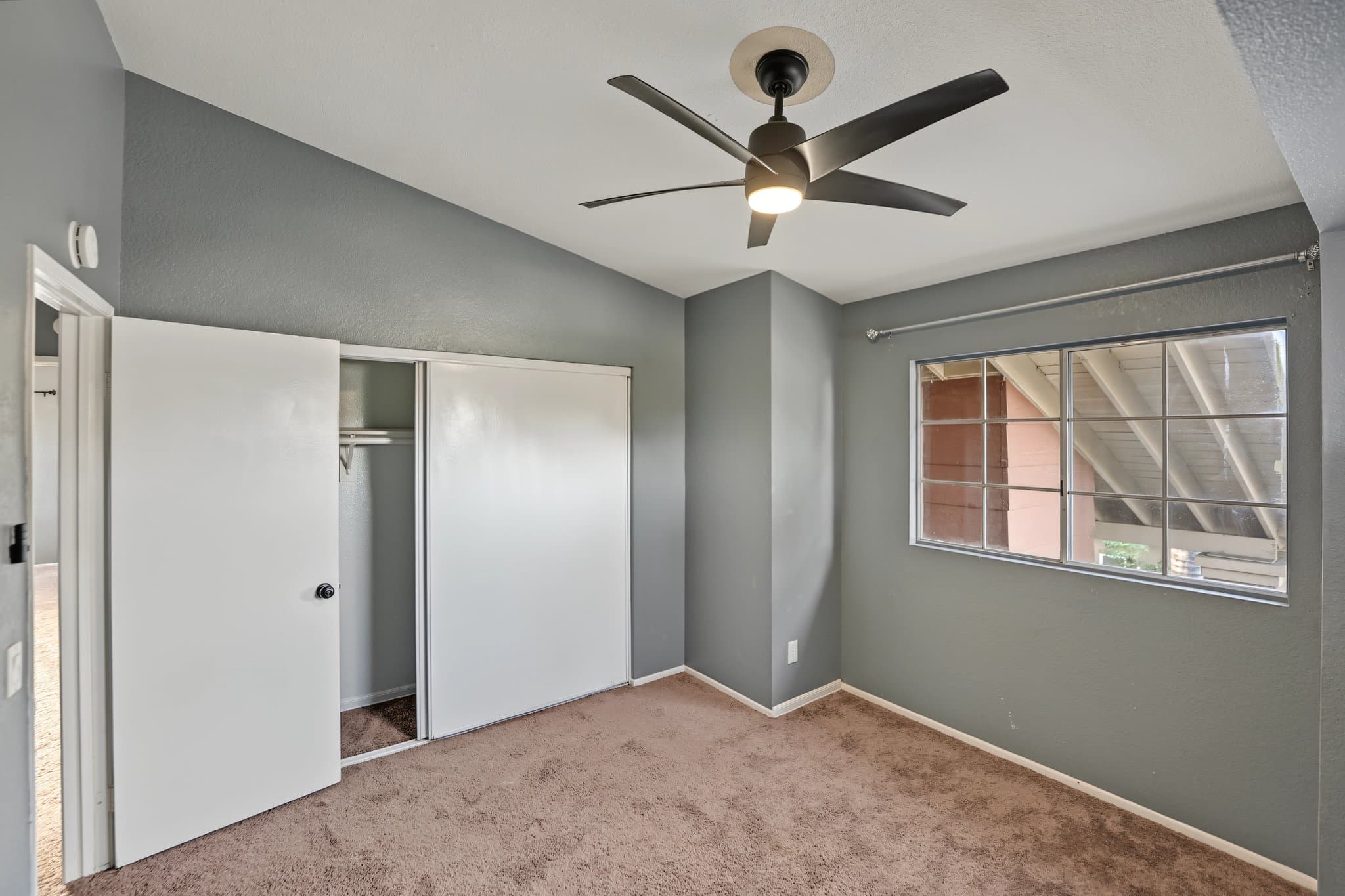 Perris House: 1130 Mako Ln