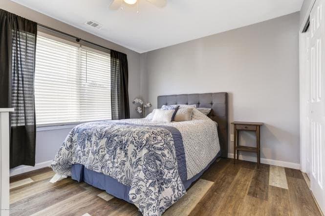 Freehold House: 23 Fulton St