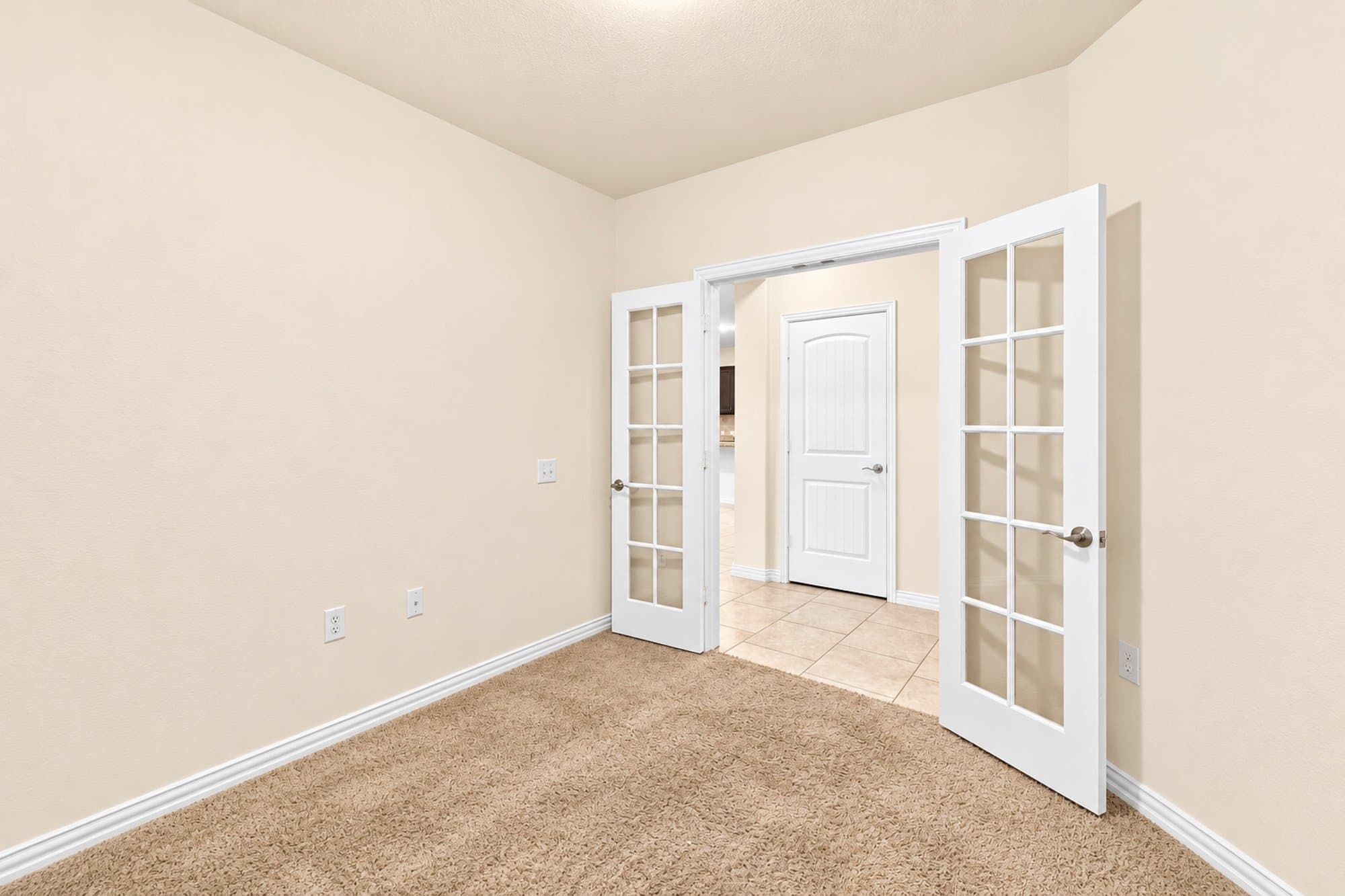 Austin House: 6908 Vail Ridge St
