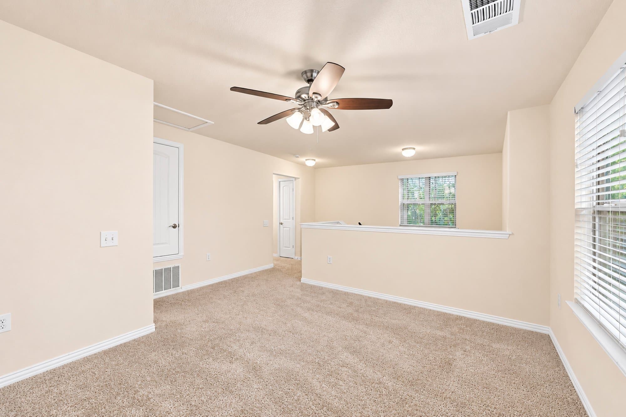 Austin House: 6908 Vail Ridge St