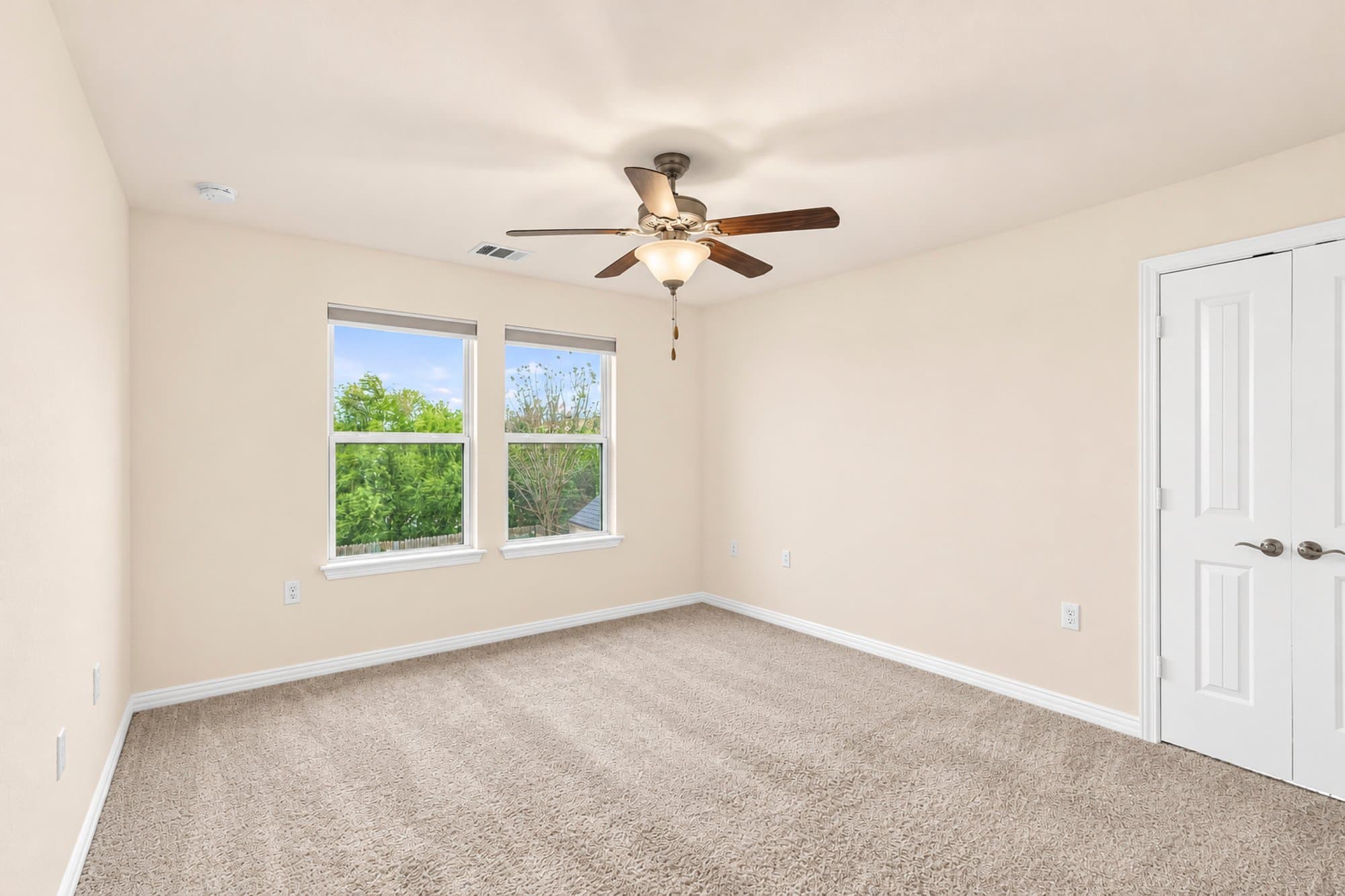 Austin House: 6908 Vail Ridge St