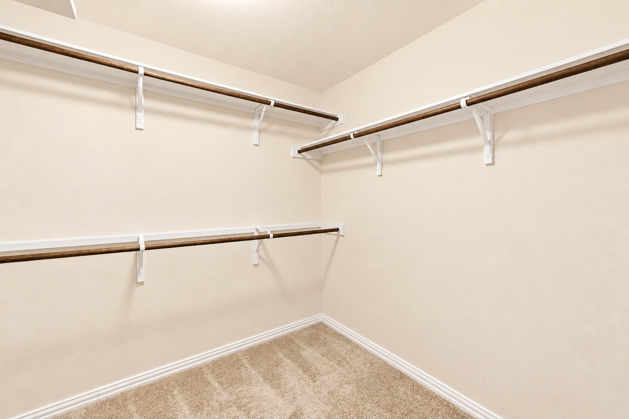 Austin House: 6908 Vail Ridge St