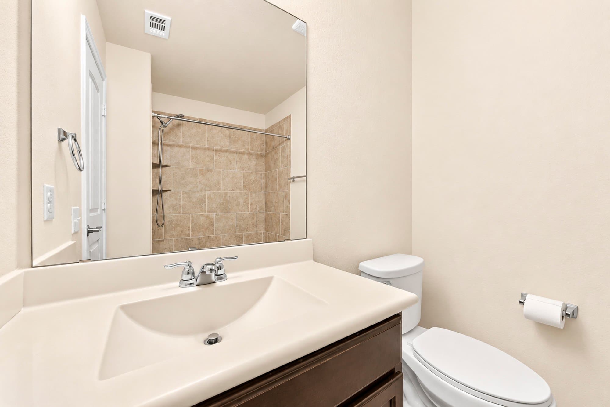 Austin House: 6908 Vail Ridge St