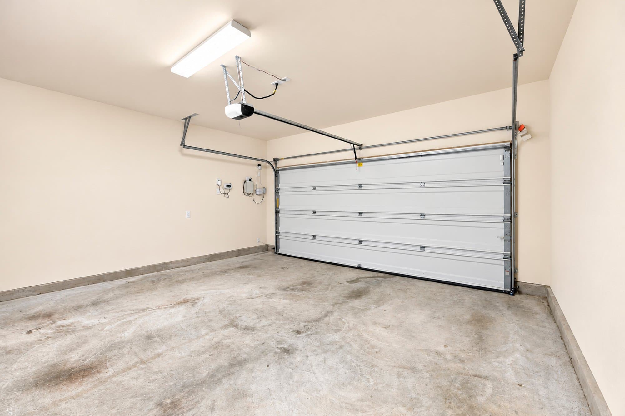Austin House: 6908 Vail Ridge St