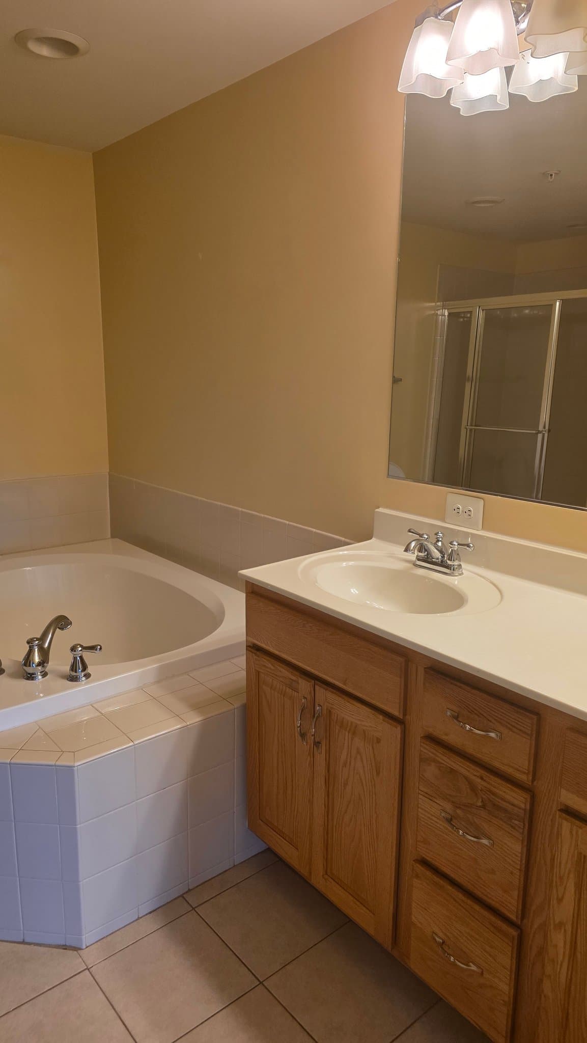 Frederick Condo: 1824a Wheyfield Dr