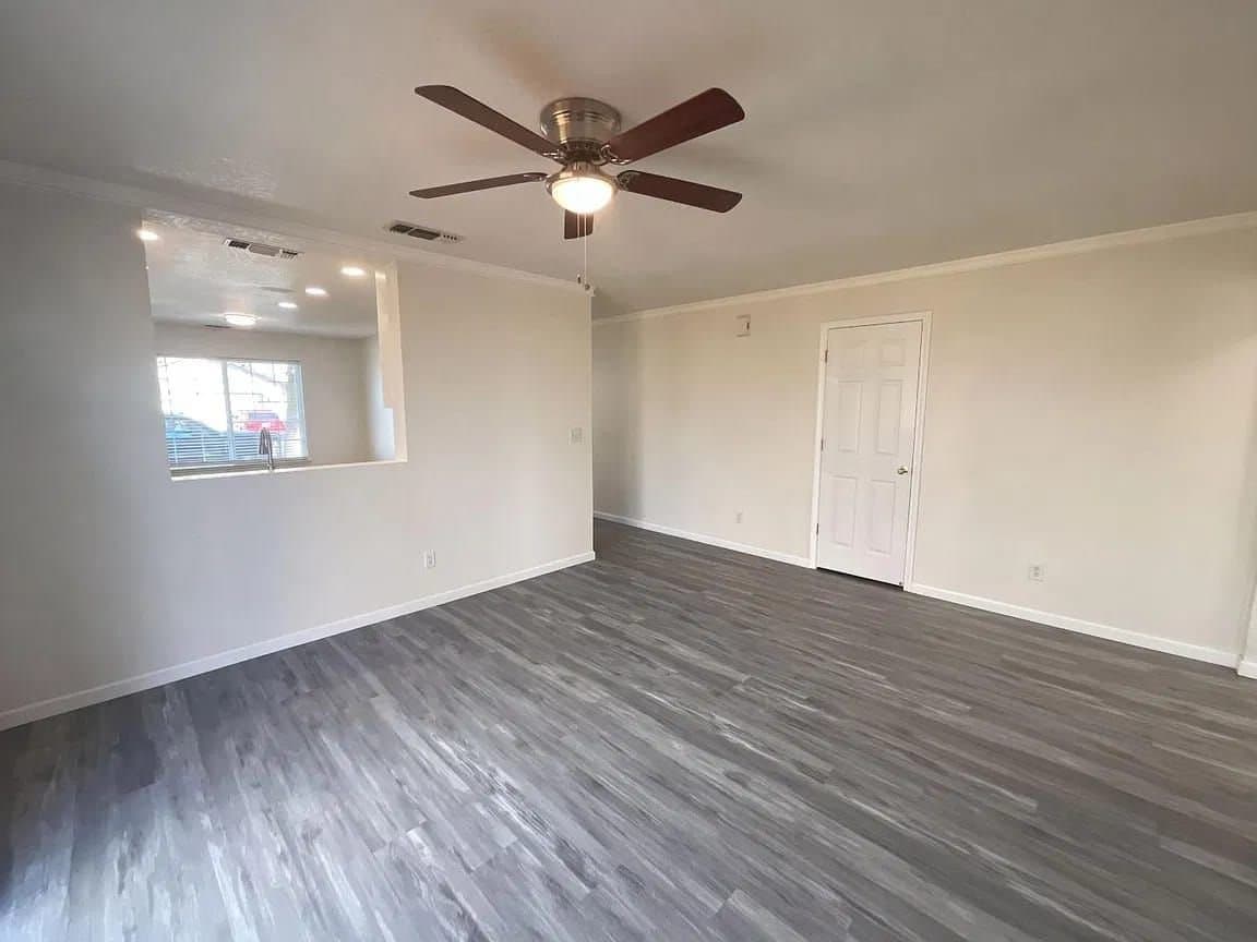 Yurba City House: 1866 woodland drive