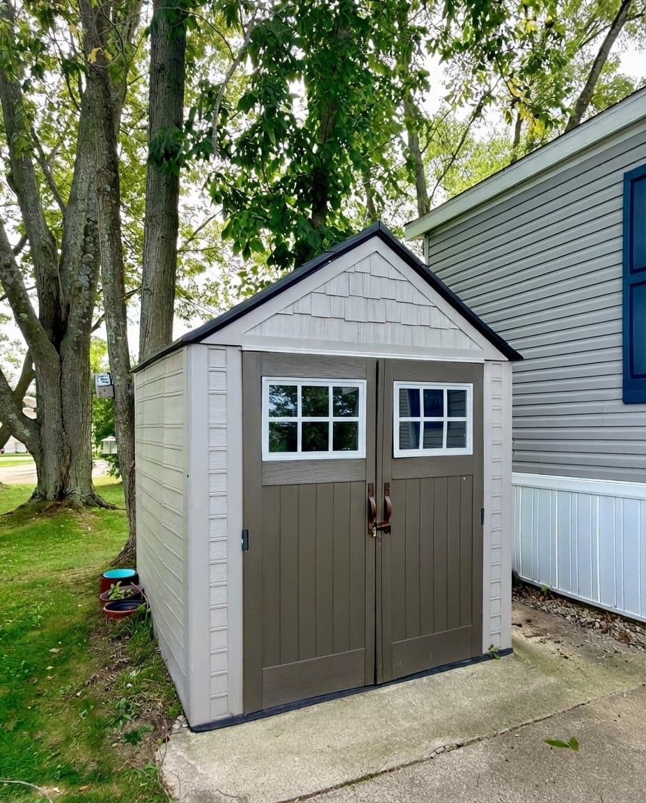 Midland House: 3720 Mercury Ct