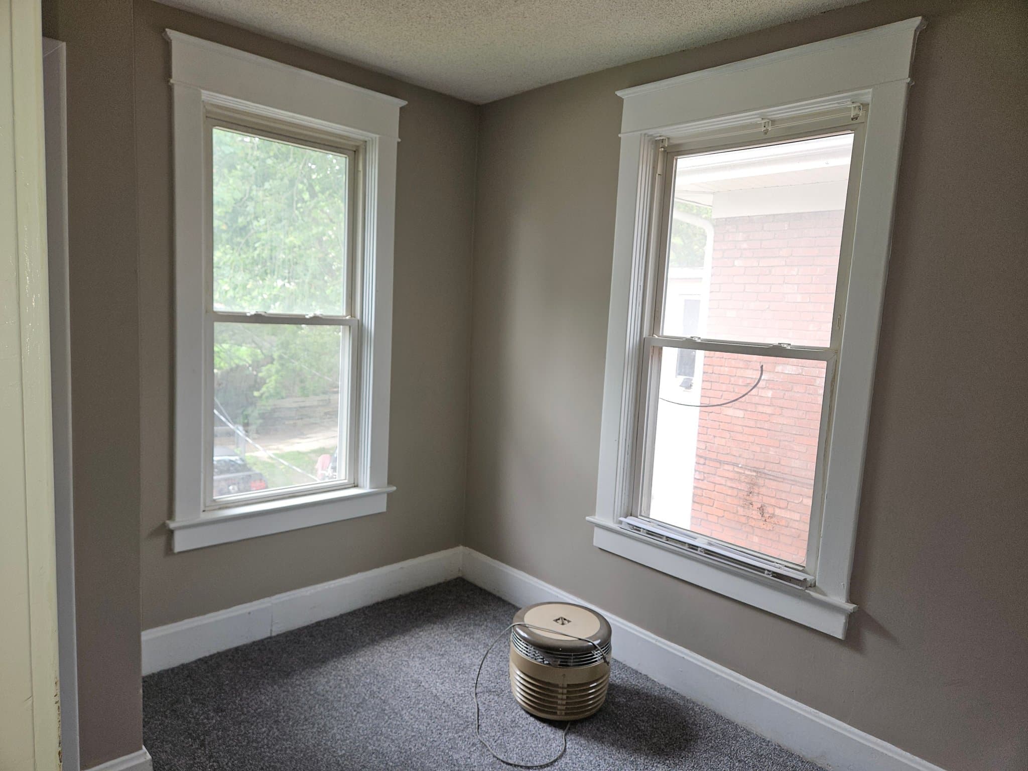 Kansas City House: 202 N 14th St
