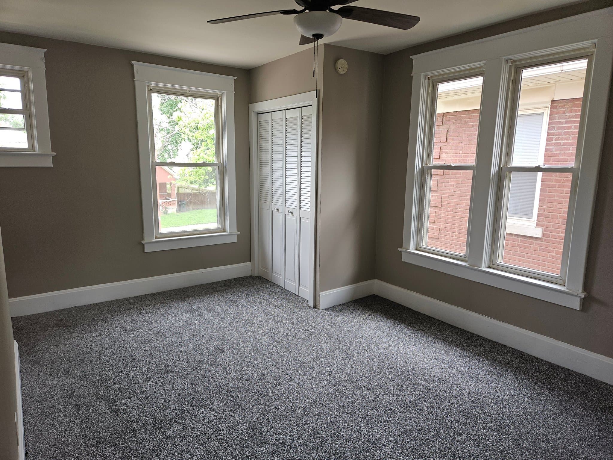 Kansas City House: 202 N 14th St