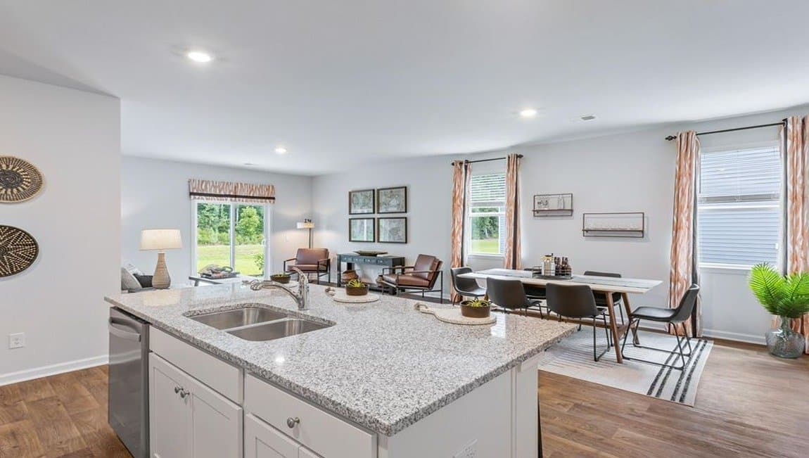 Ladson House: 359 Feldspar Ln