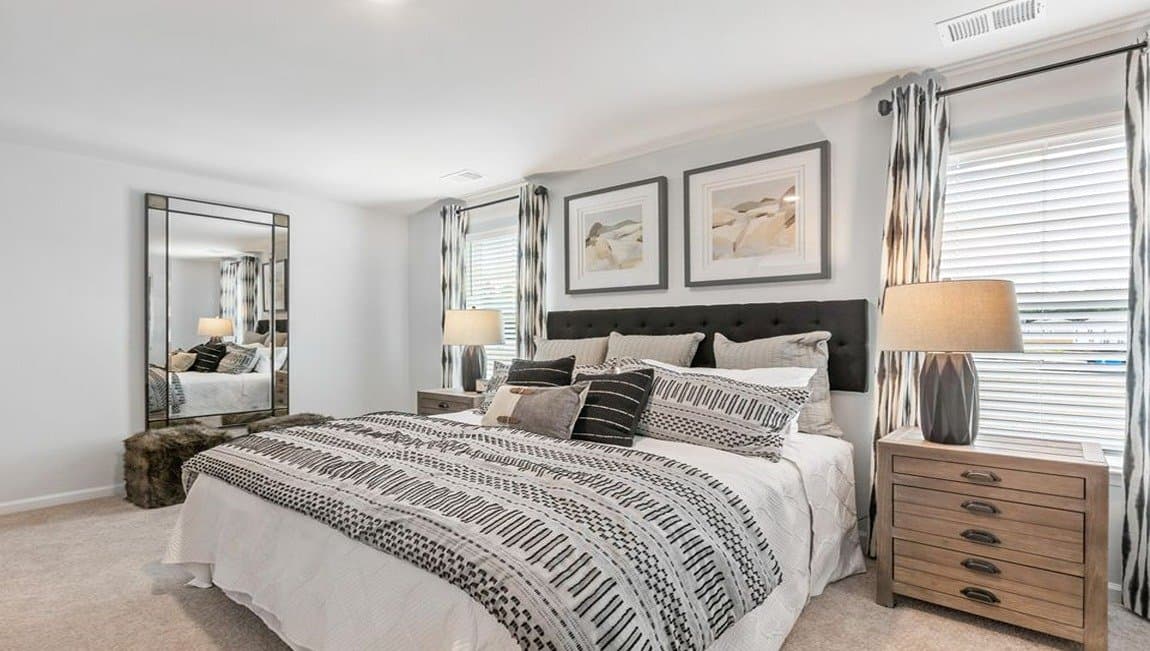 Ladson House: 359 Feldspar Ln