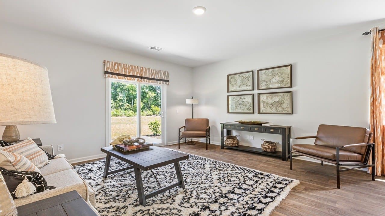 Ladson House: 359 Feldspar Ln