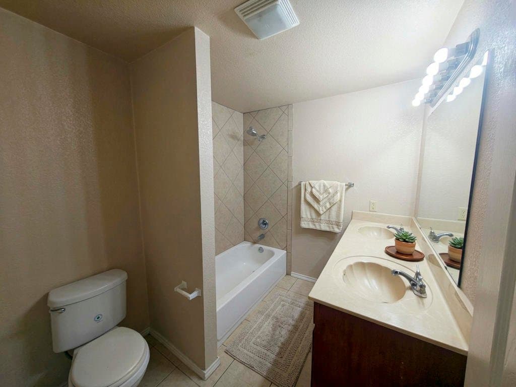 Copperas Cove House: 503 S 2nd St