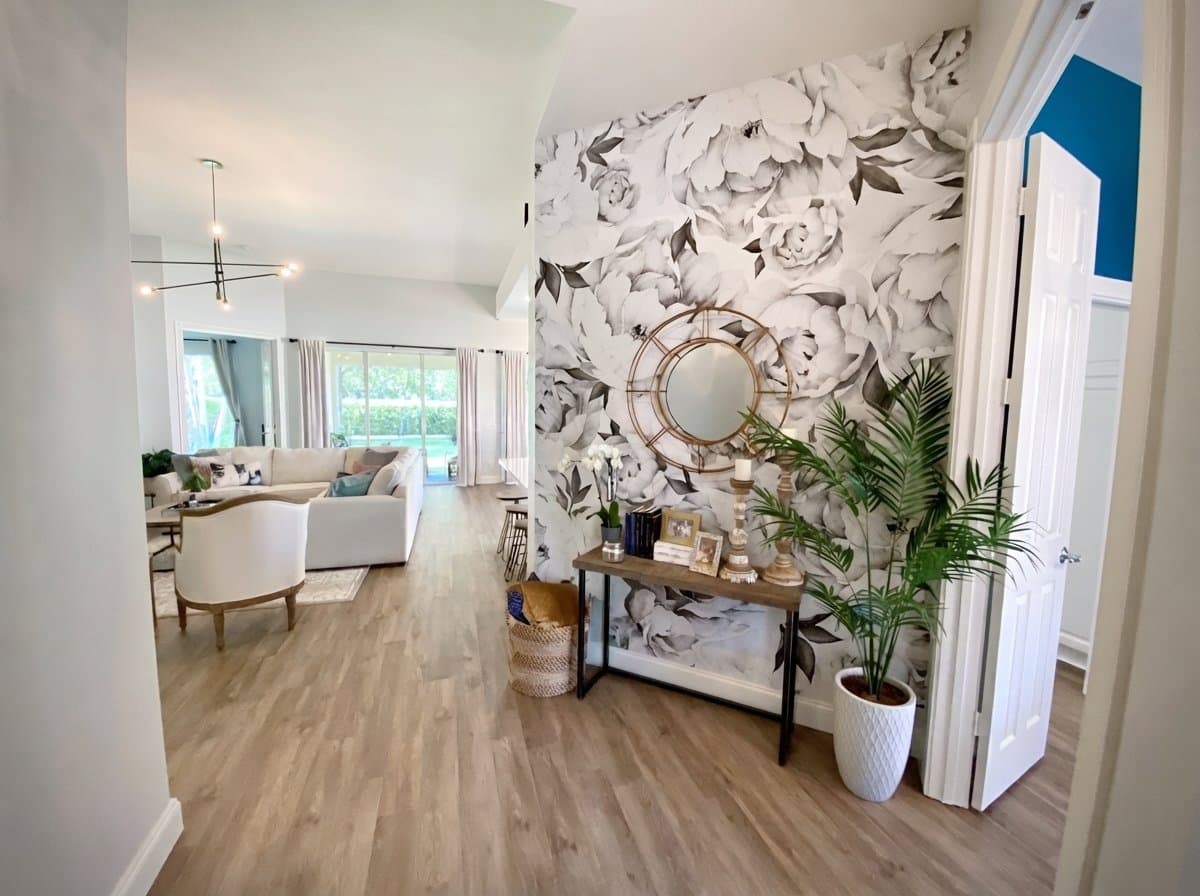 West Palm Beach House: 10799 Wharton Way