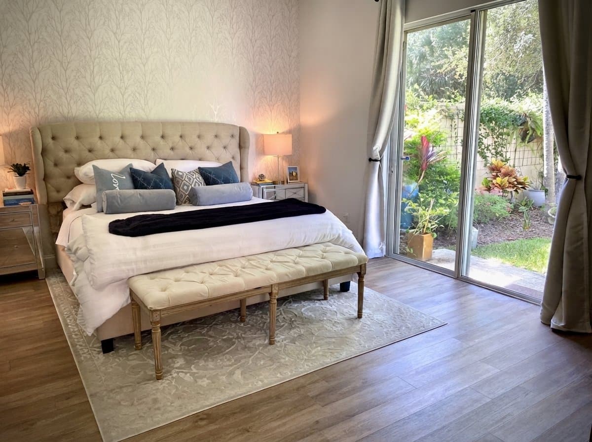 West Palm Beach House: 10799 Wharton Way