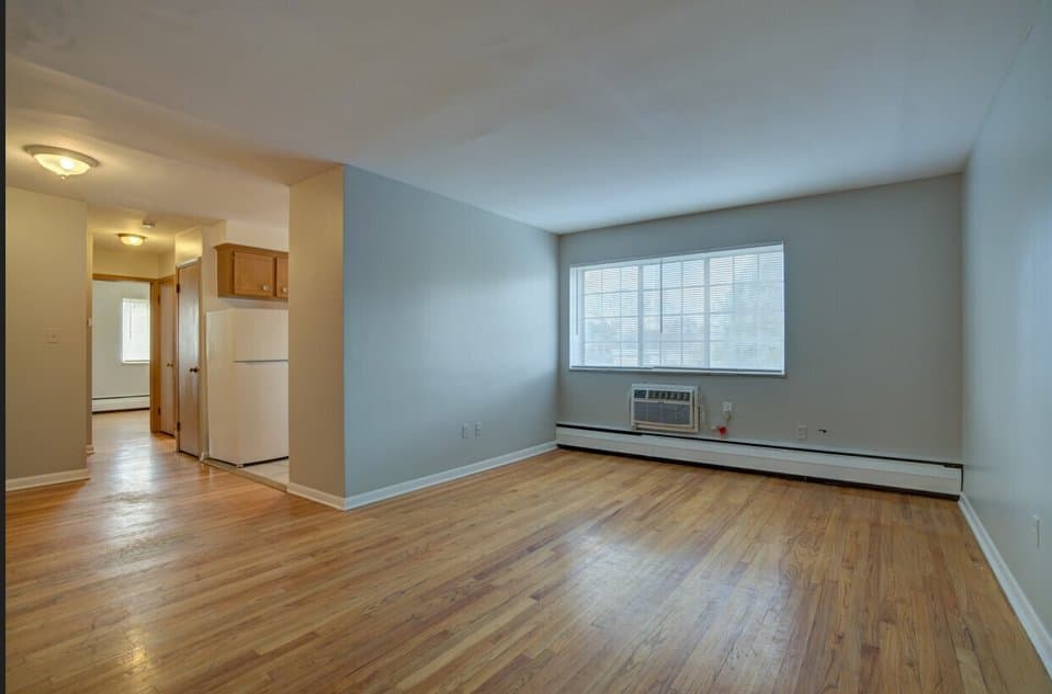 Detroit Apartment: 4865 Cadieux Road