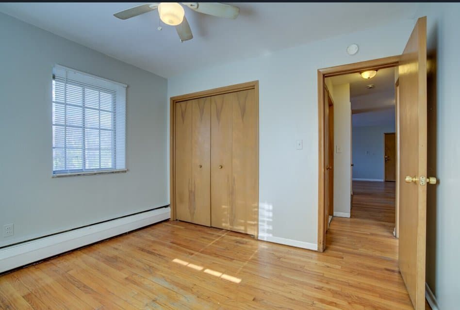 Detroit Apartment: 4865 Cadieux Road