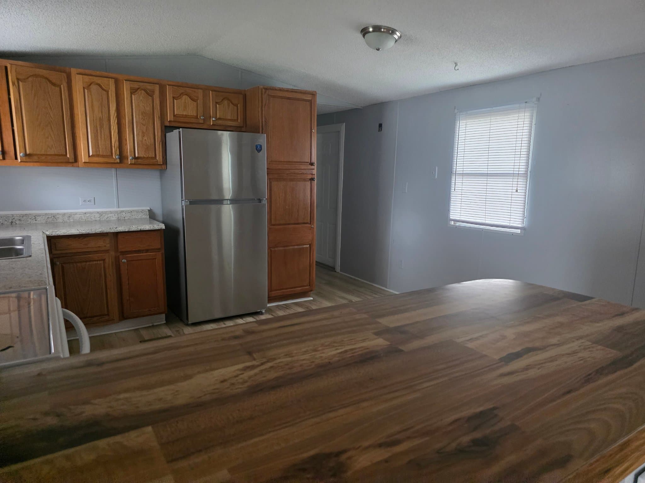 Cedar hill House: 8414 village green dr