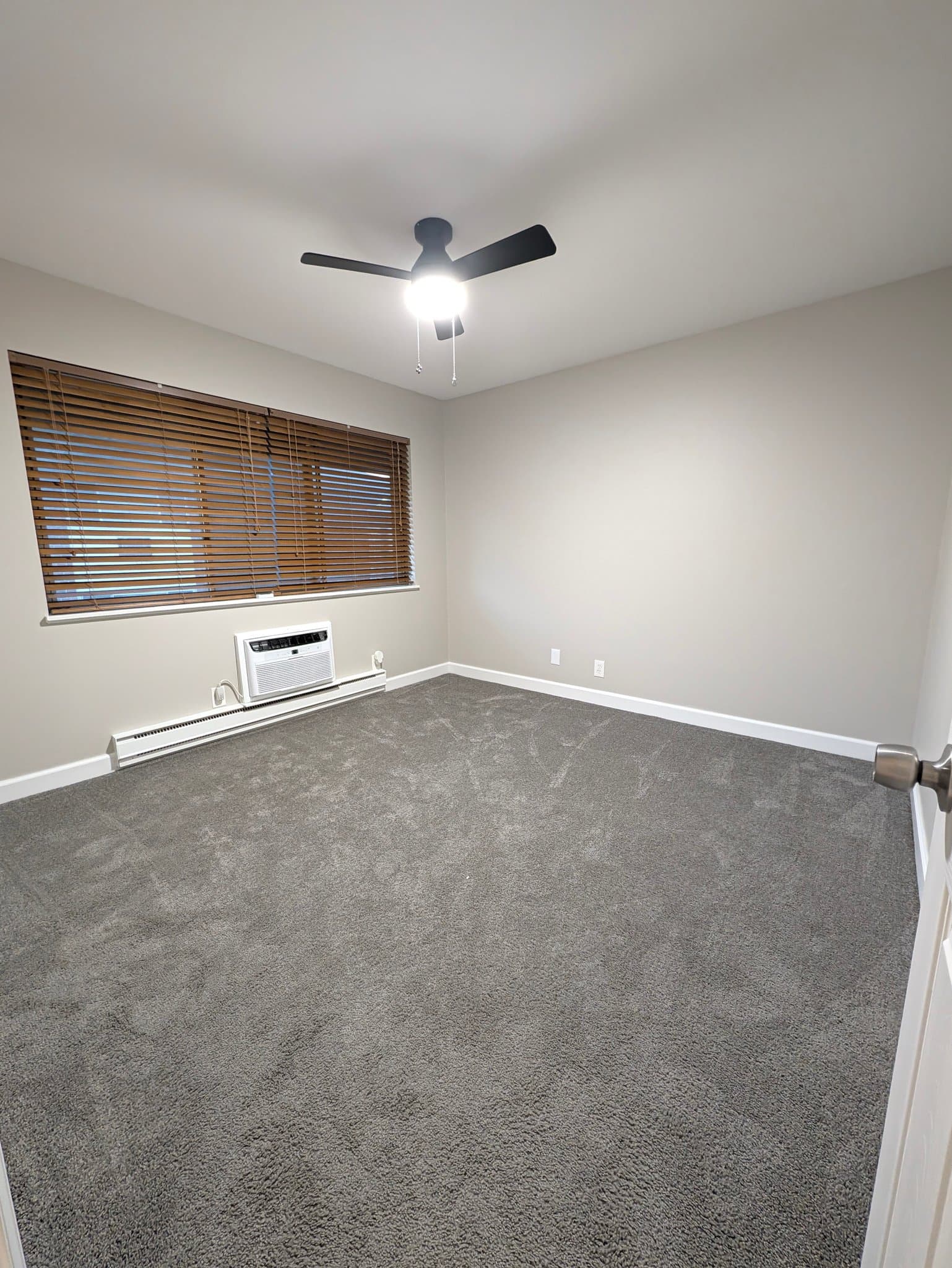 Hazelwood Condo: 7526 Hazelcrest Dr