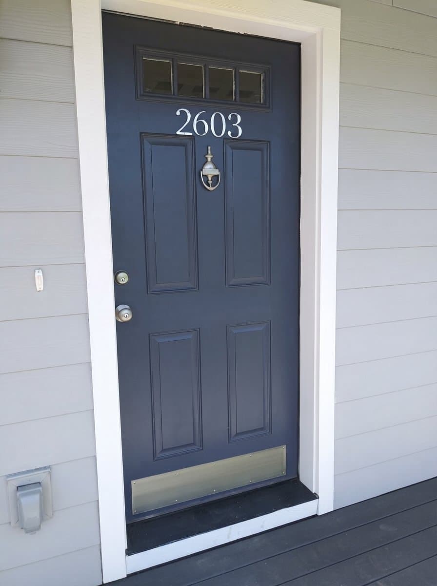 Yakima House: 2603 McCullough Rd