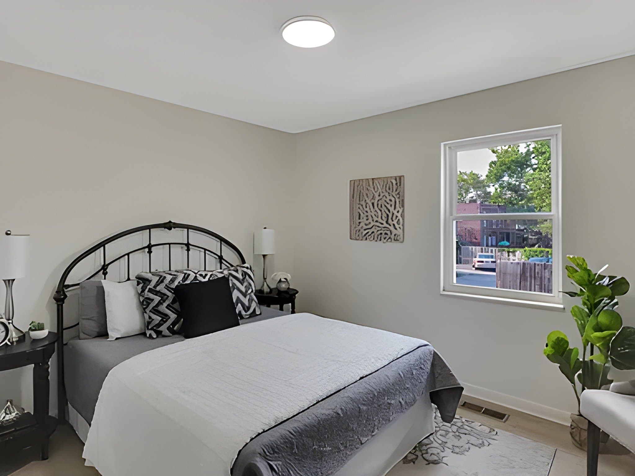 Saint Louis Apartment: 2649 Keokuk Street Building A