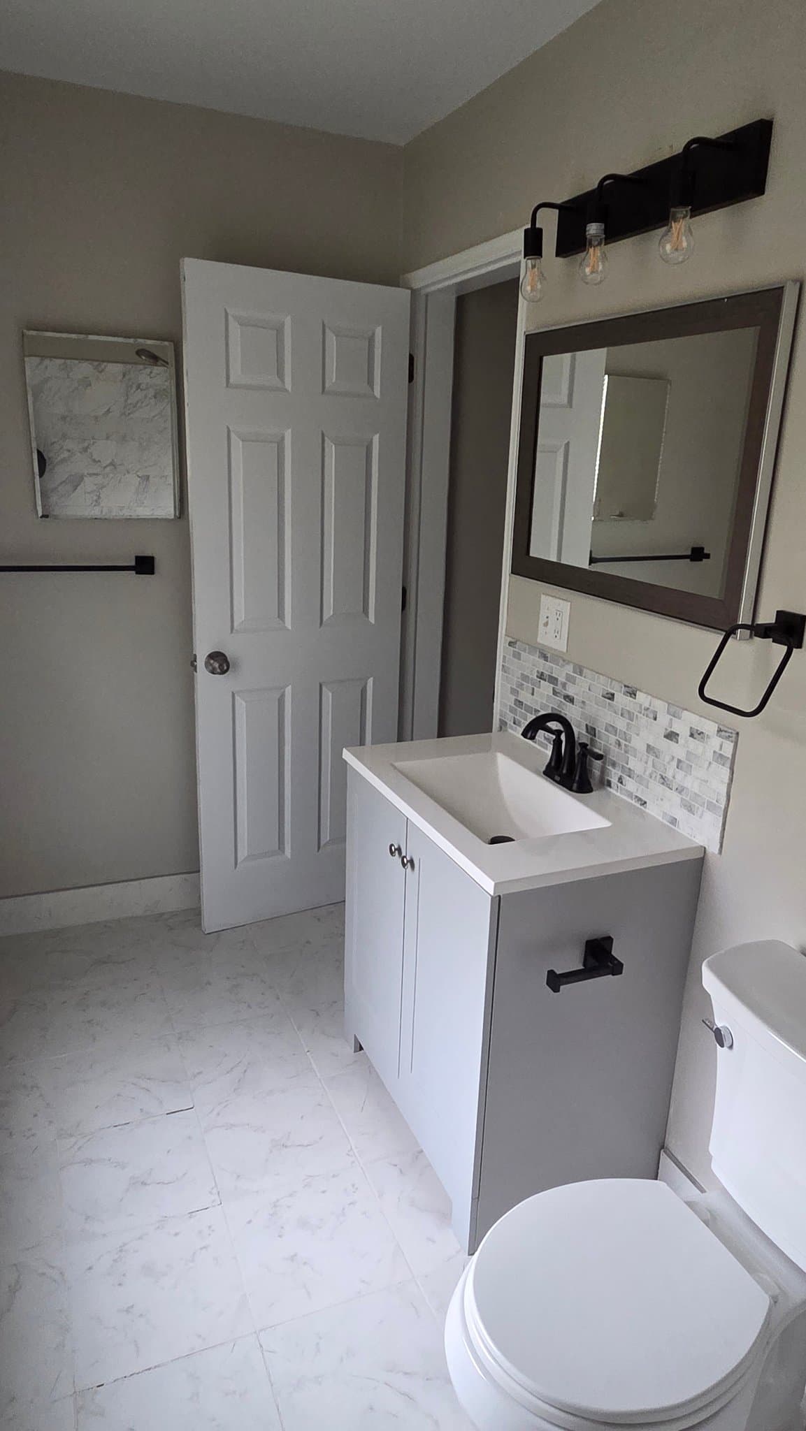 Clinton Township Condo: 37019 Brynford Dr