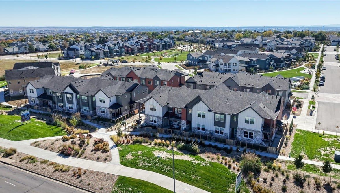 Thornton Townhome: 2897 E 103rd Dr
