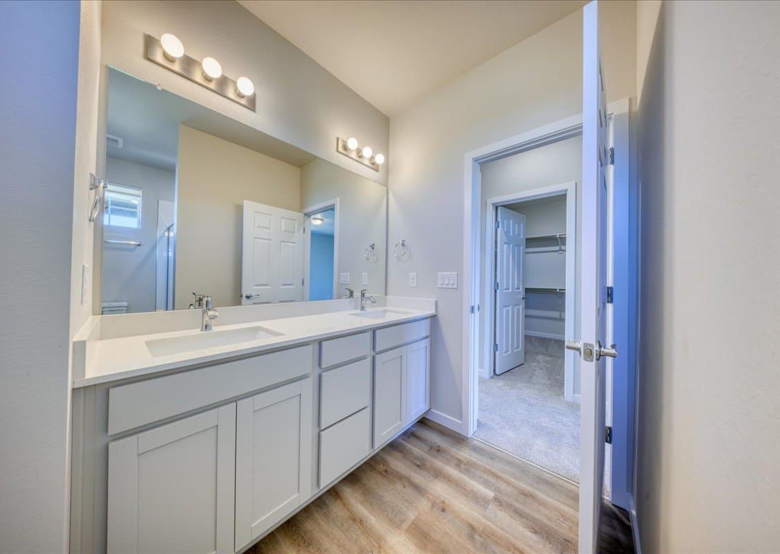 Thornton Townhome: 2897 E 103rd Dr