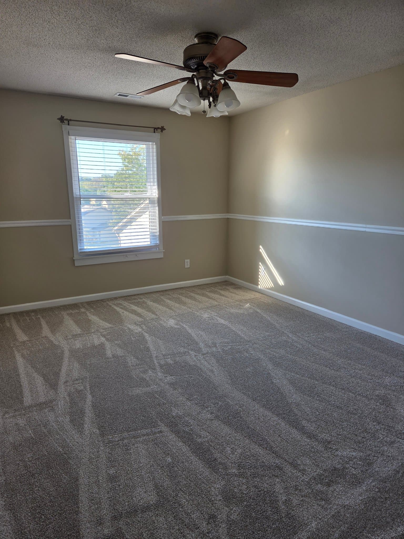 St. Charles Condo: 1443 Summergate Parkway