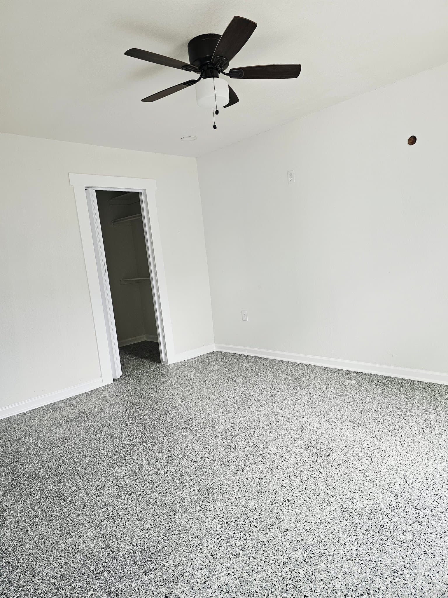 San Antonio Townhome: 215 Lyric St