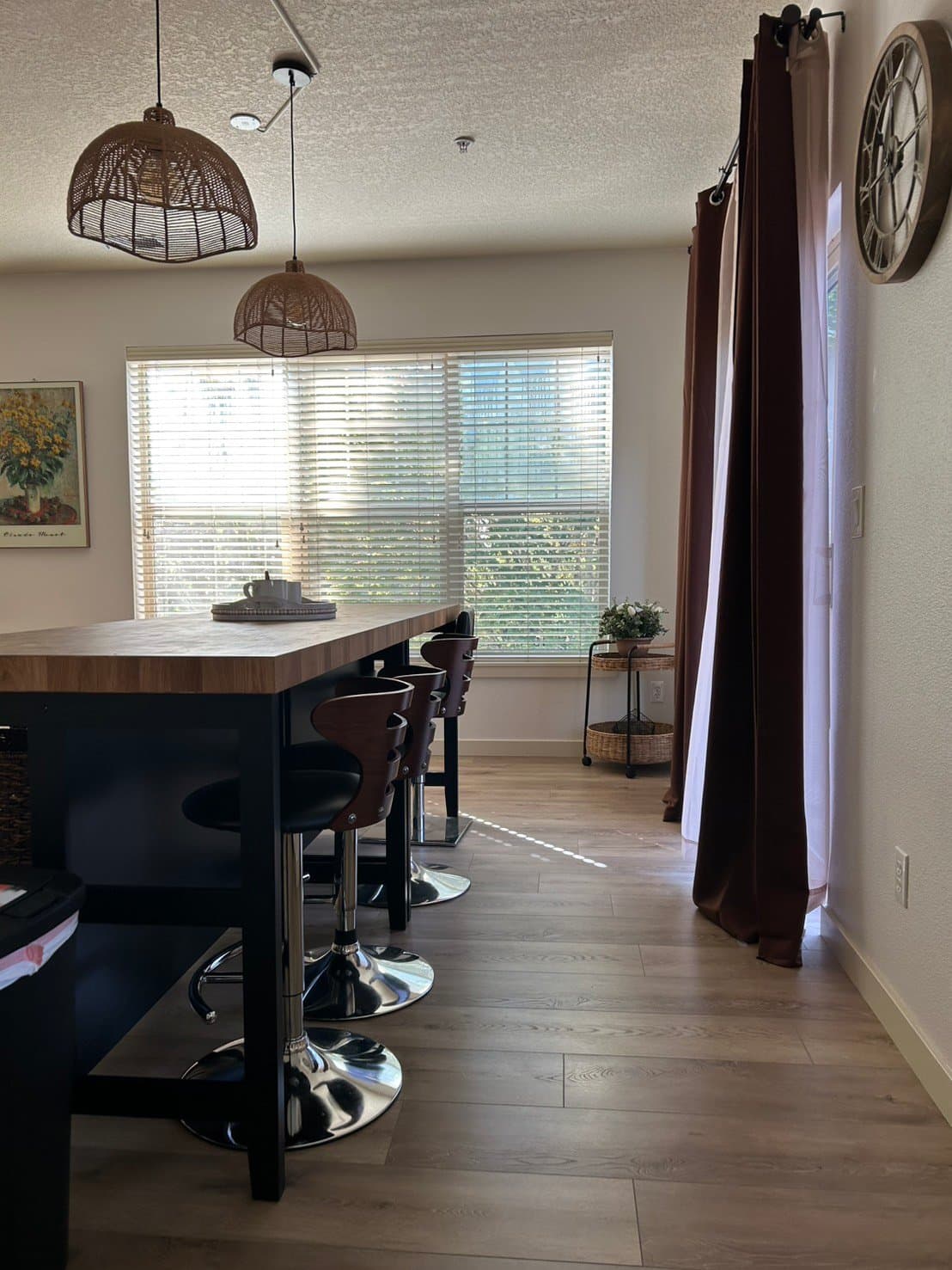 Beaverton Condo: 600 NE Newstead Ln