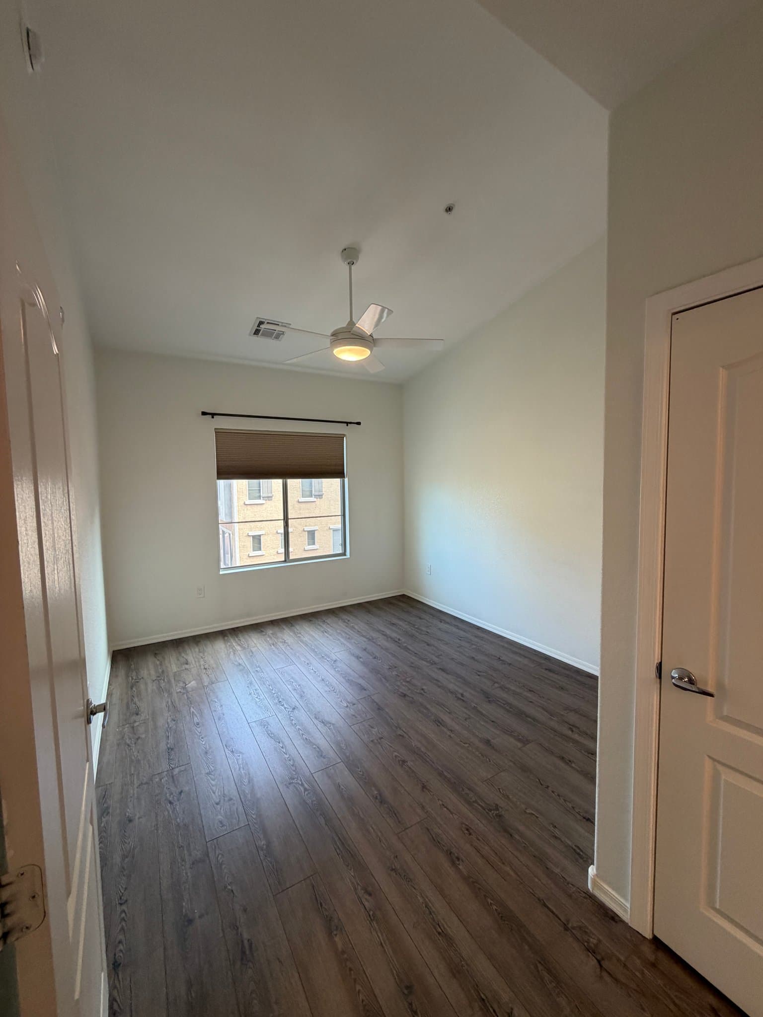 Gilbert Townhome: 240 W Juniper Ave