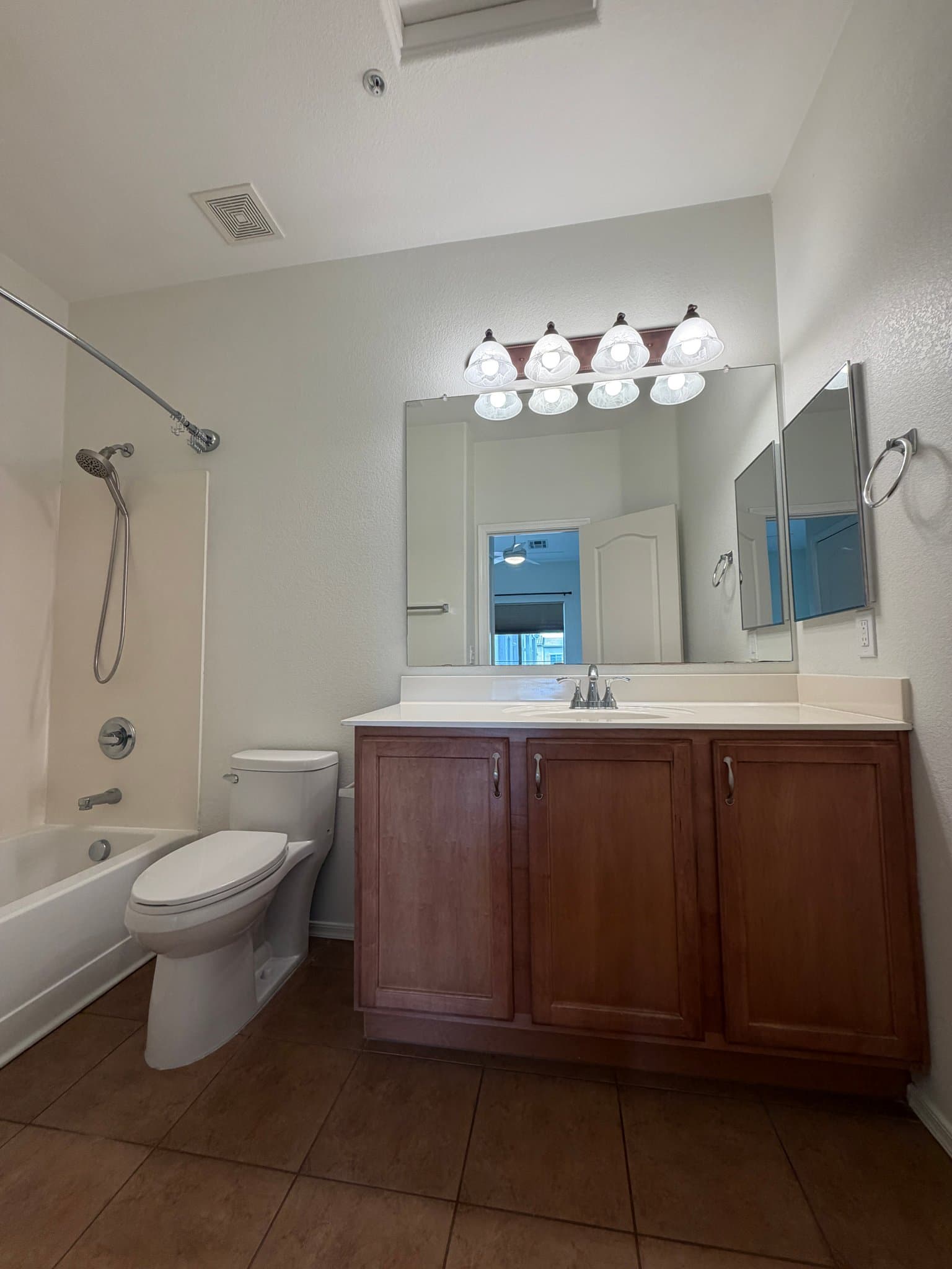 Gilbert Townhome: 240 W Juniper Ave