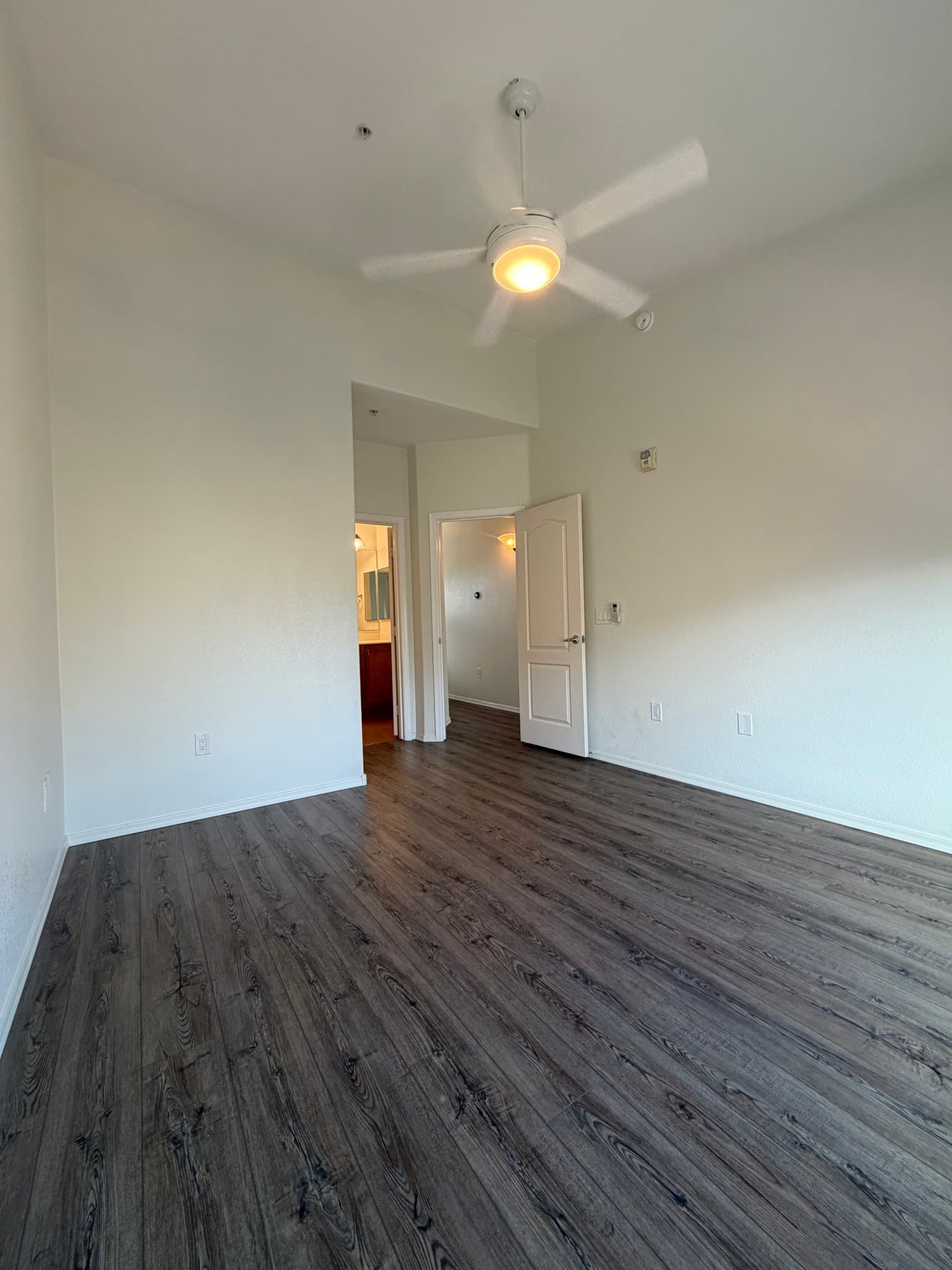 Gilbert Townhome: 240 W Juniper Ave