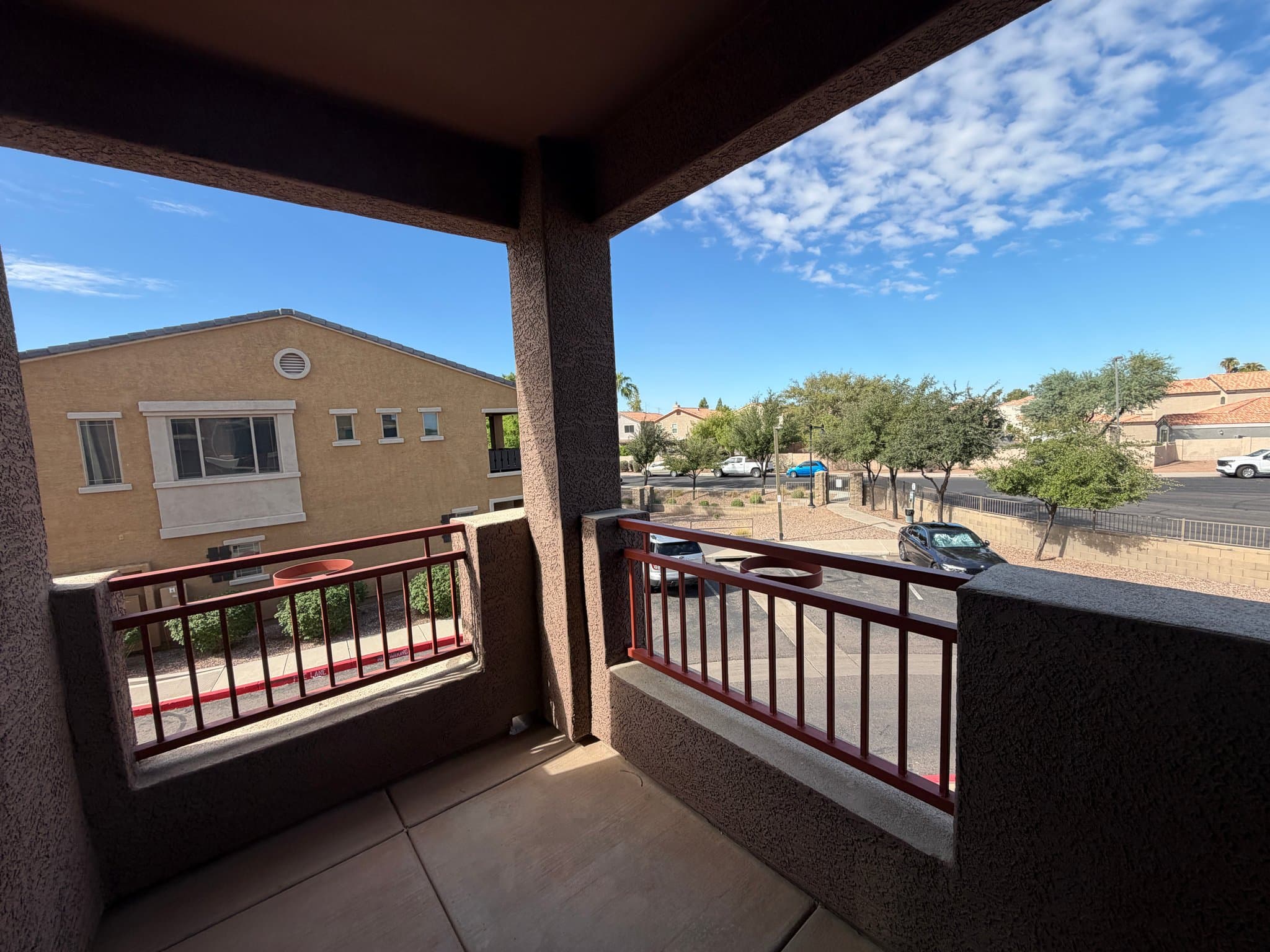Gilbert Townhome: 240 W Juniper Ave
