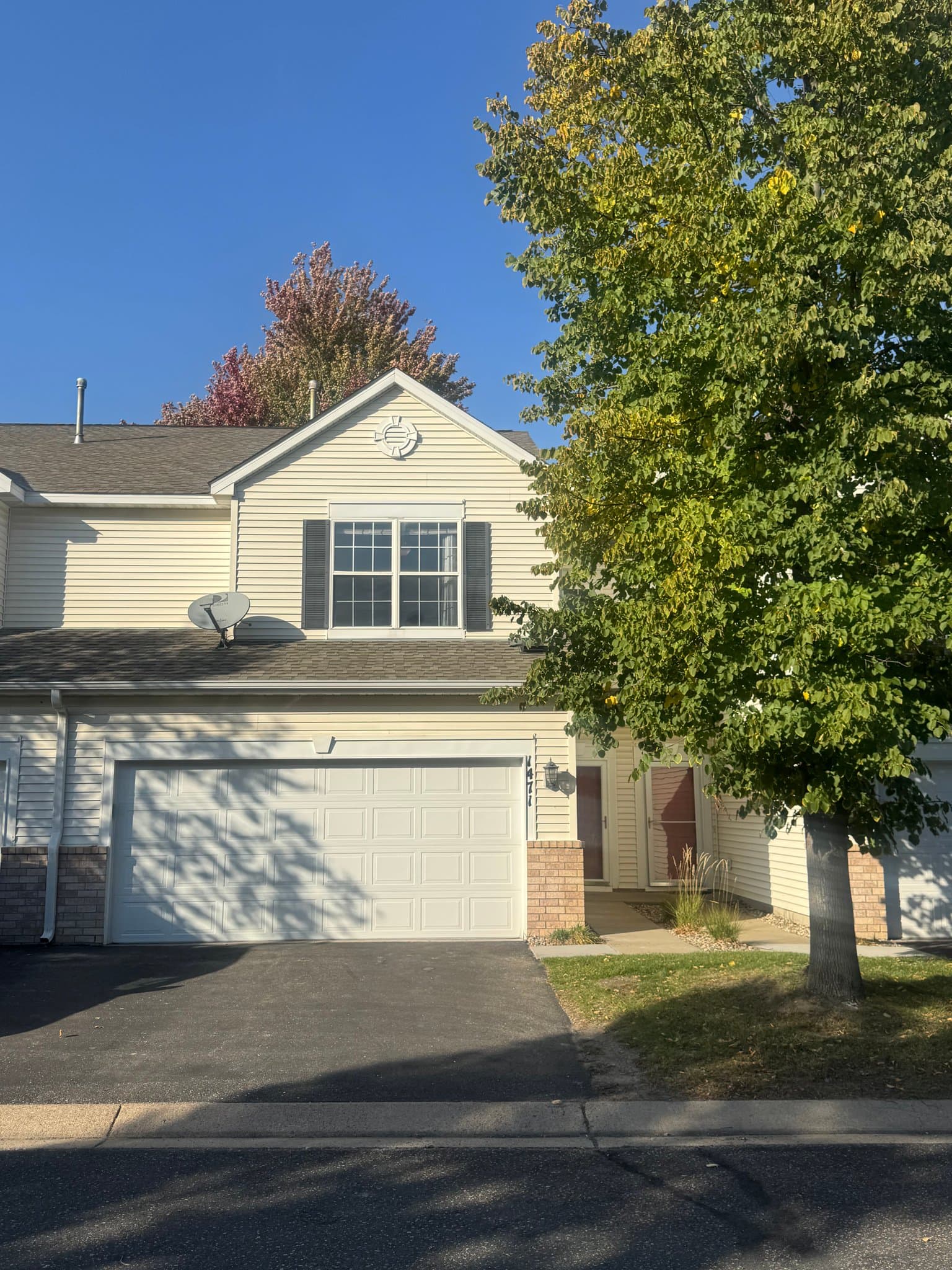Shakopee Townhome: 1471 Yorkshire Ln