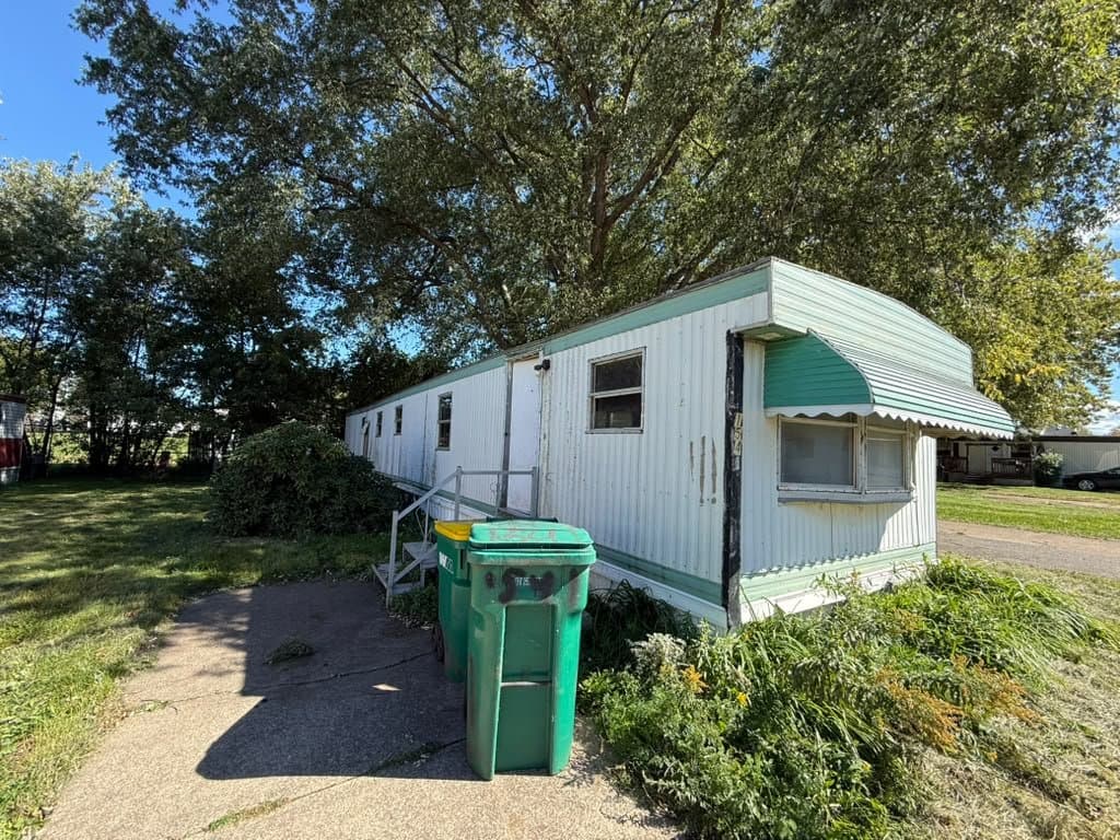 Erie Other: 1518 Taki Dr