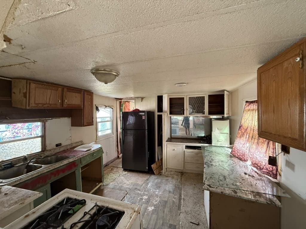 Erie Other: 1518 Taki Dr