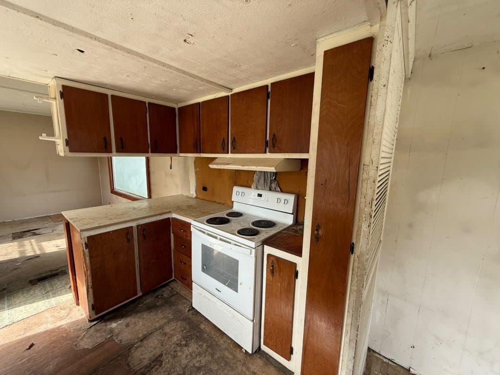 Erie Other: 1518 Taki Dr