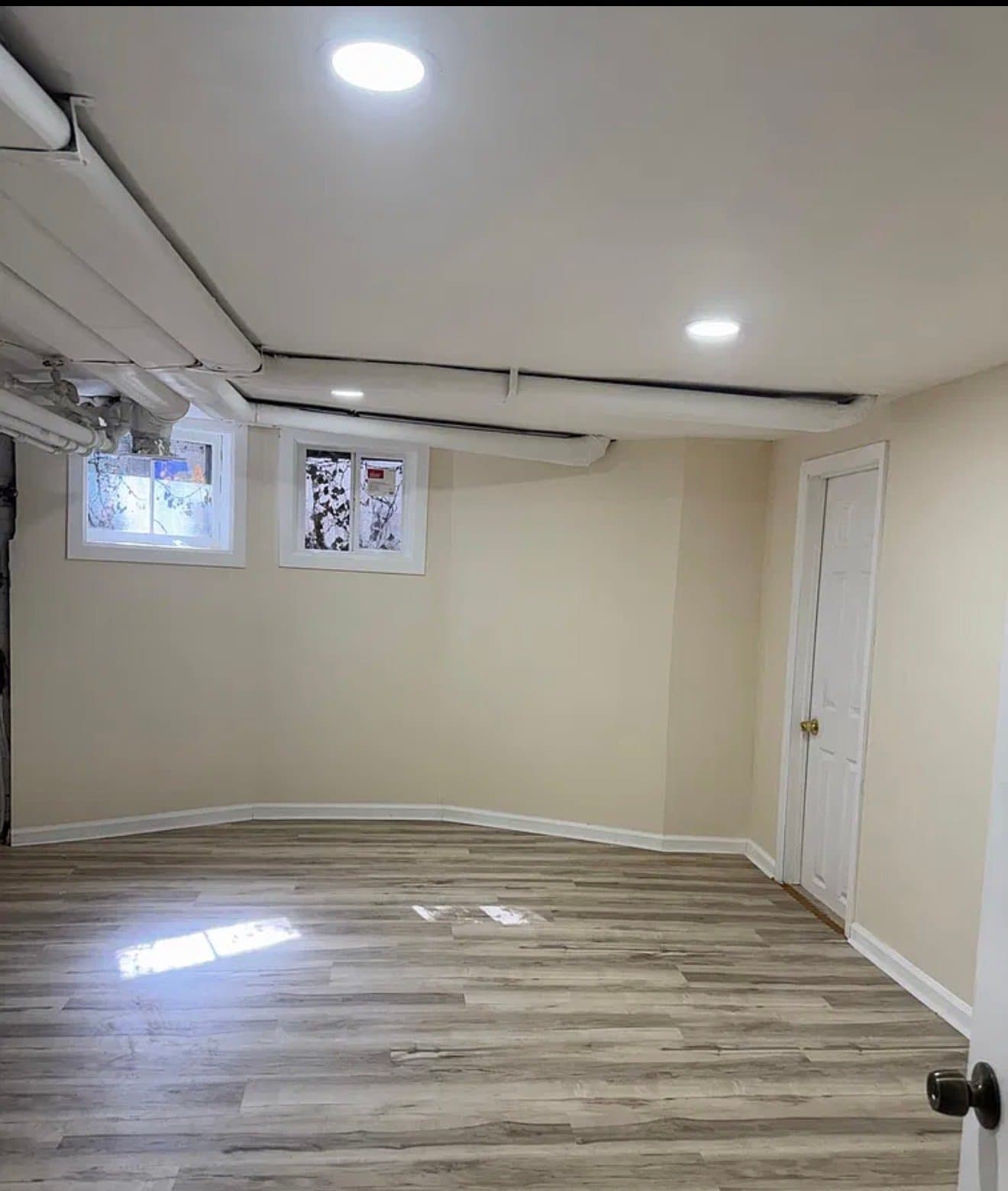 Jersey City House: 68 Van Reipen Ave