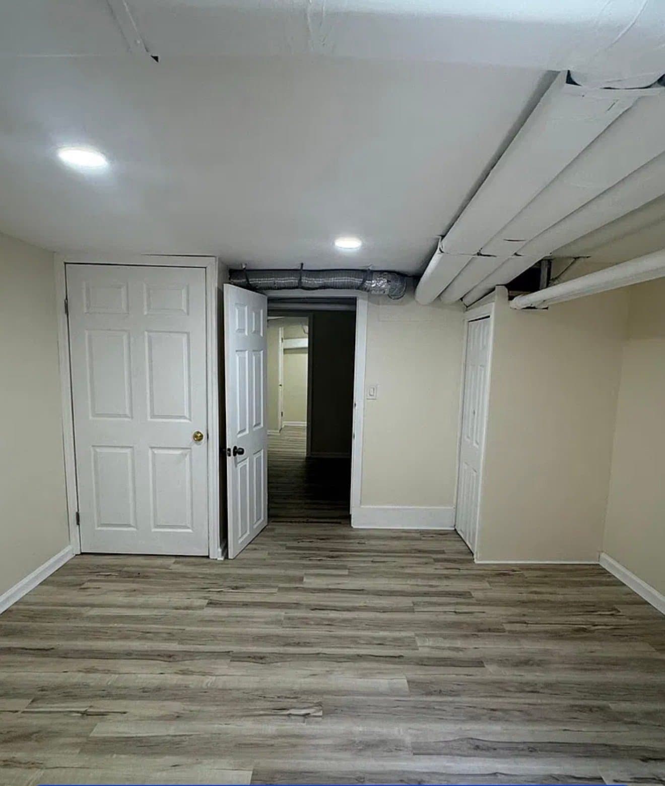 Jersey City House: 68 Van Reipen Ave