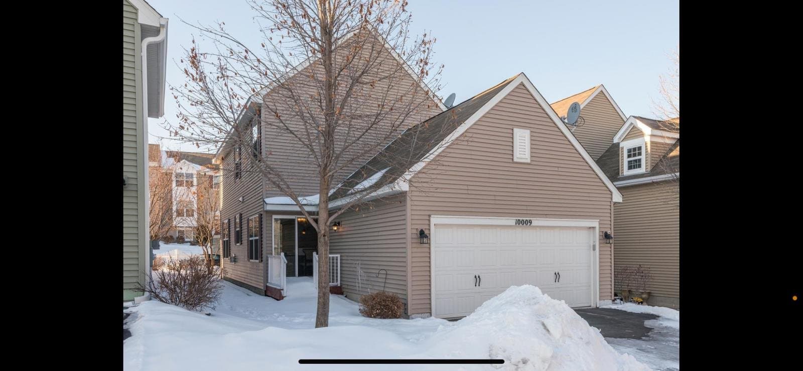 Eden Prairie House: 10009 Gentian Dr