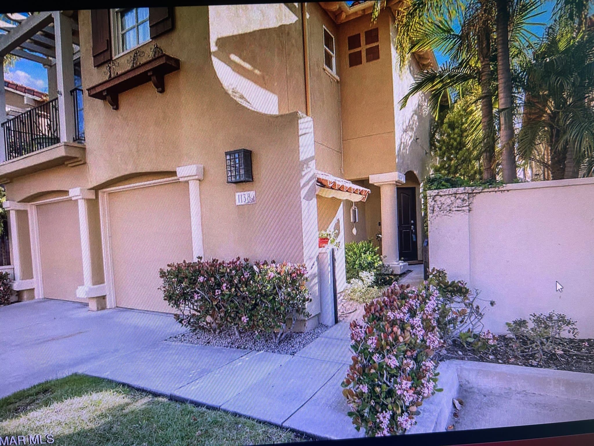 Camarillo House: 1138 Corte Riviera