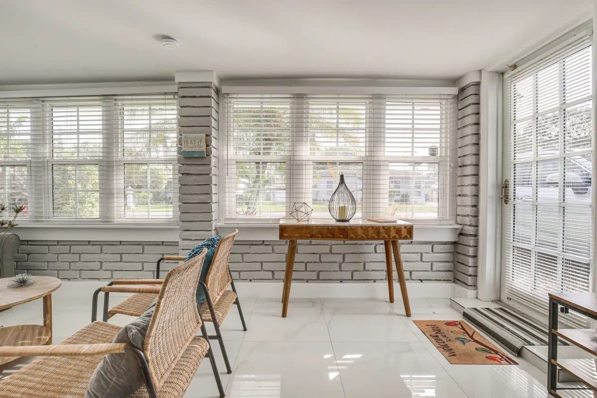Fort Lauderdale House: 1237 SW 28th St