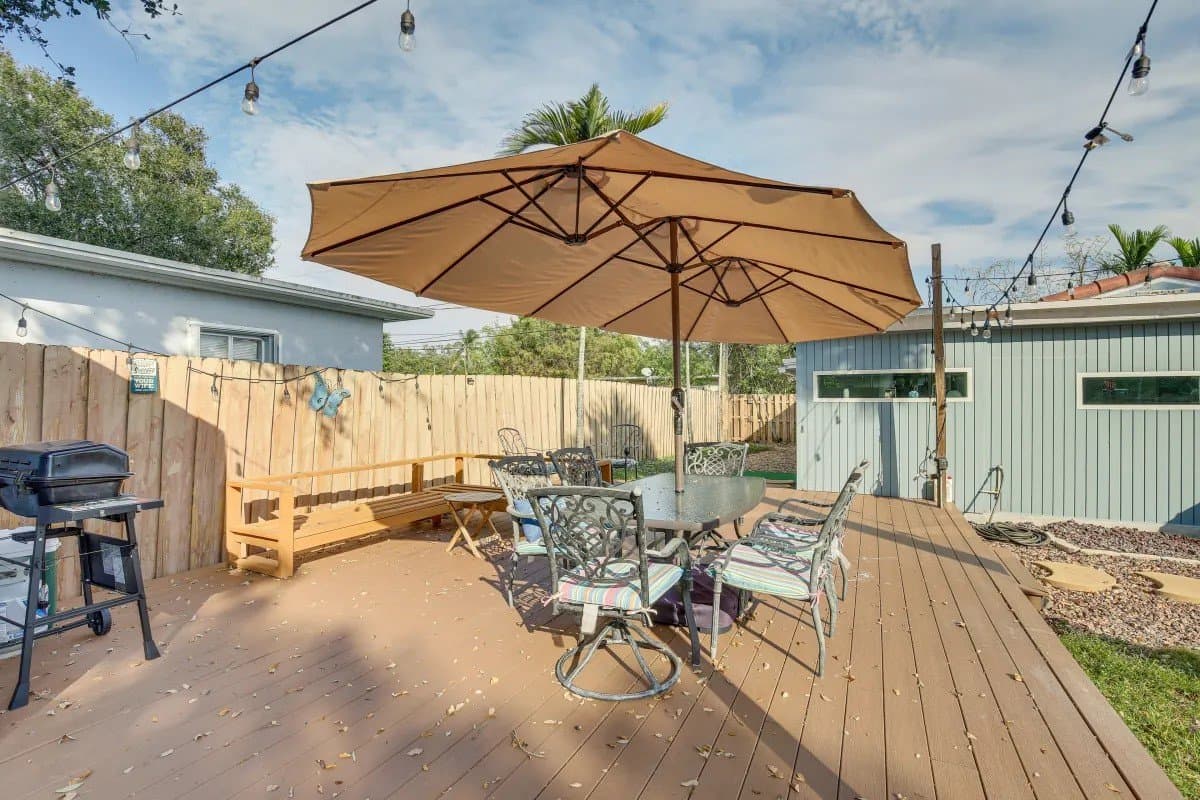 Fort Lauderdale House: 1237 SW 28th St
