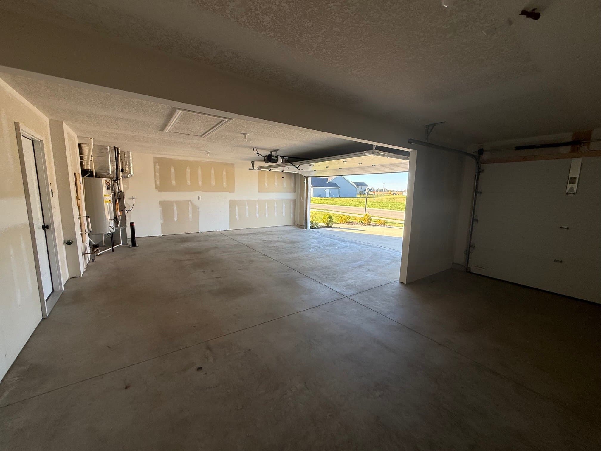 FORT WAYNE House: 14057 ASCARI CV