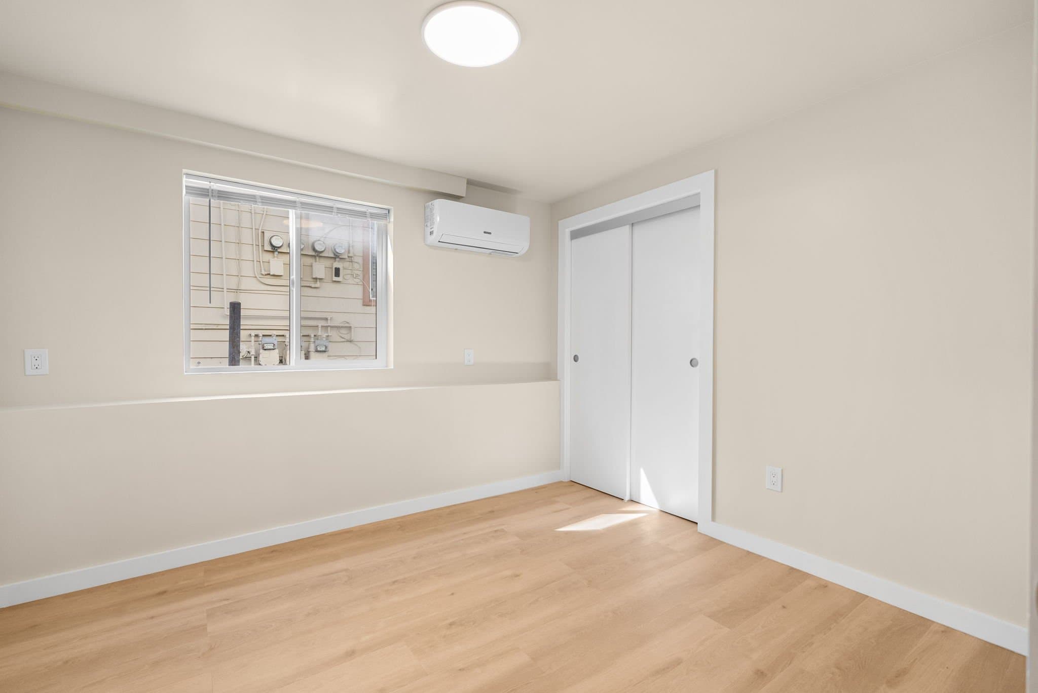 Berkeley Apartment: 1516 Alcatraz Ave