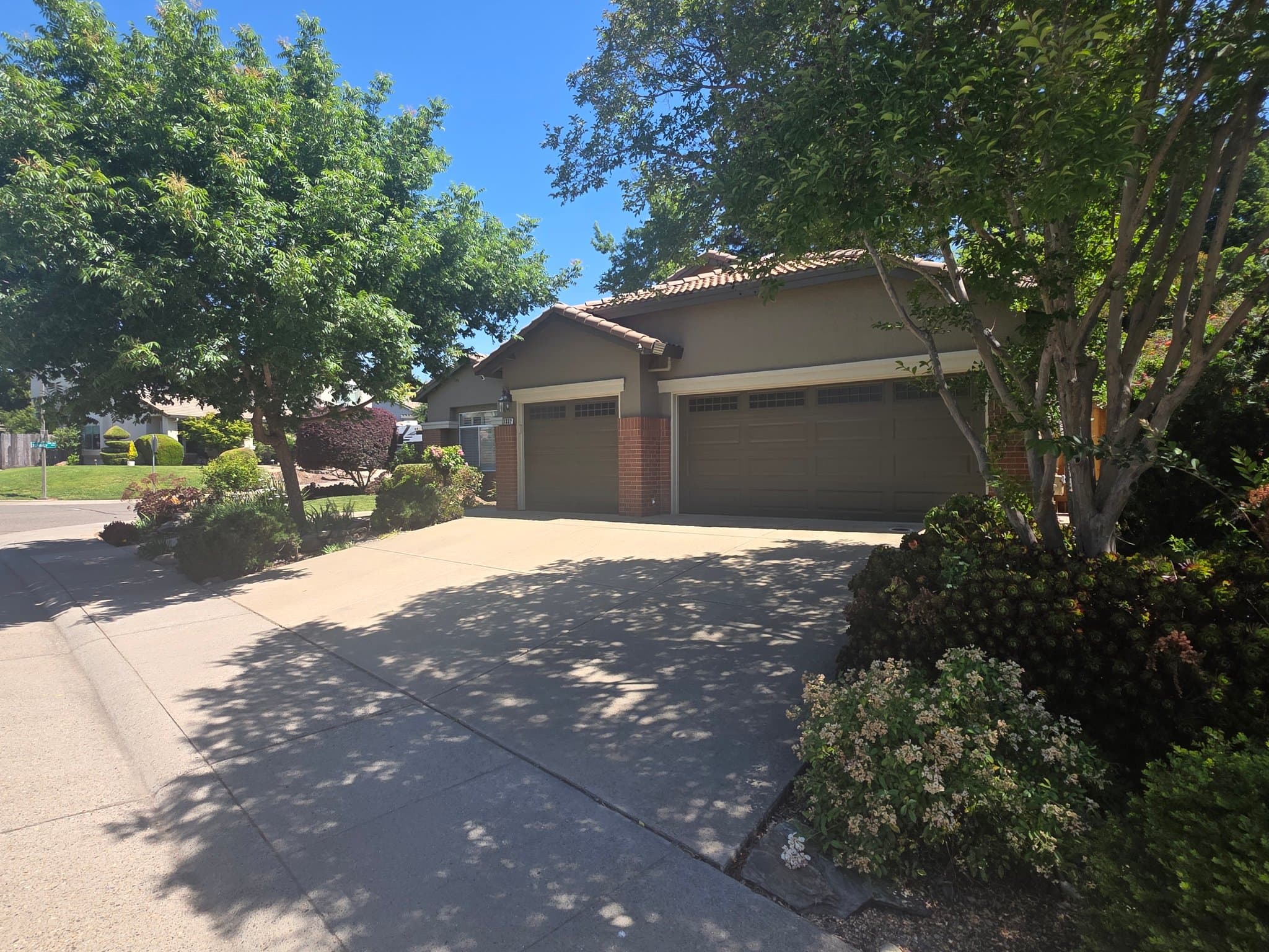 Folsom House: 1332 Parsons Ct